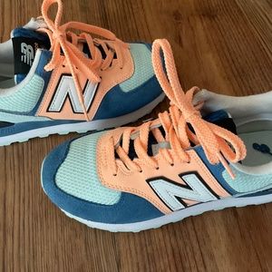 NEW BALANCE 574 WOMENS 7